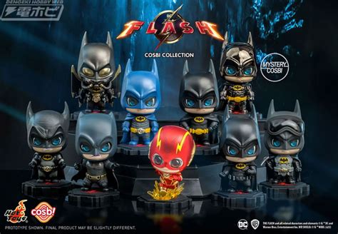 Hot Toys Cosbaby Flash Batman
