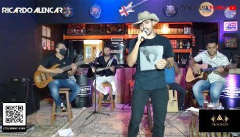 Live solidária do cantor Ricardo Alencar arrecada mais de 04 toneladas