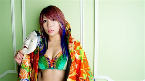 WWE announces the signing of Kana | WWE