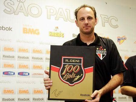 TODOS OS RECORDES DE ROGÉRIO CENI COMO GOLEIRO essa é a thread Segue