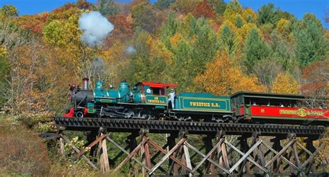 my first trip (ever) to Tweetsie Railroad: North Carolina's first theme park – Kidding Around ...