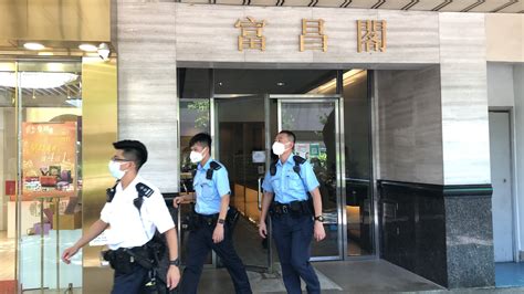 香港即時新聞 Hk01 珍惜生命｜大埔昌運中心女子寓所上吊亡