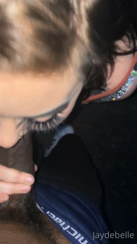 Bbw Jayde Outside Blowing Car Fucking