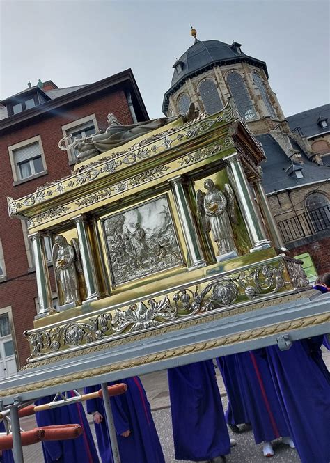 Hanswijkprocessie Het Reliekschrijn Van Sint Rumoldus Pat Flickr