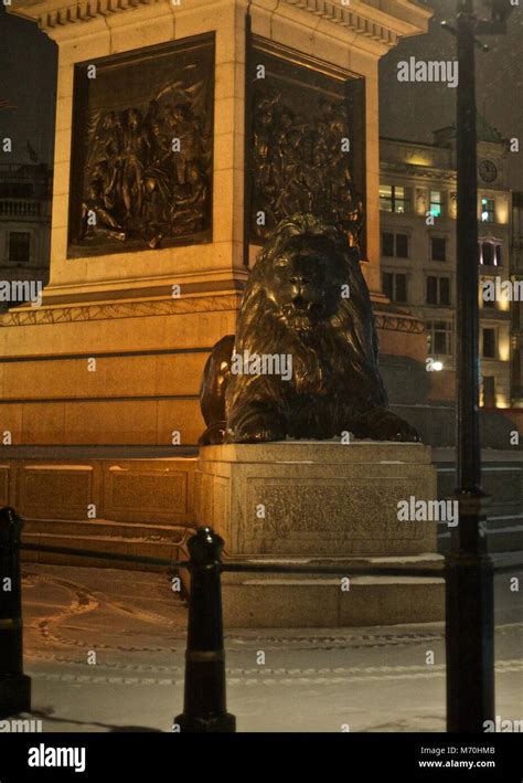 Trafalgar Square, at night Stock Photo - Alamy