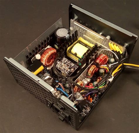 Обзор блока питания Thermaltake Smart Pro RGB 850W Bronze с ...