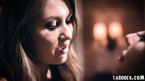 I Never Comment Porn But HOLY FUCK This Is HOT