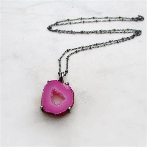 Agate Slice Hot Pink Necklace Rough Stone Jewelry Druzy Etsy Rough Stone Jewelry Raw