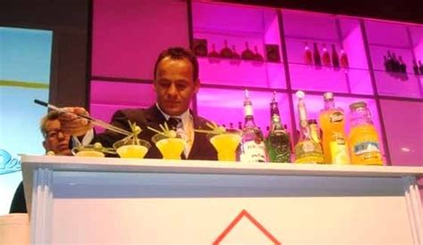 Bartender Brasileiro Está Entre Os Dez Melhores Do Mundo Vírgula