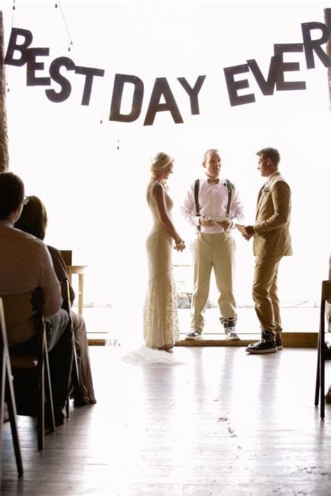 40 Awesome Signs Youll Want At Your Wedding