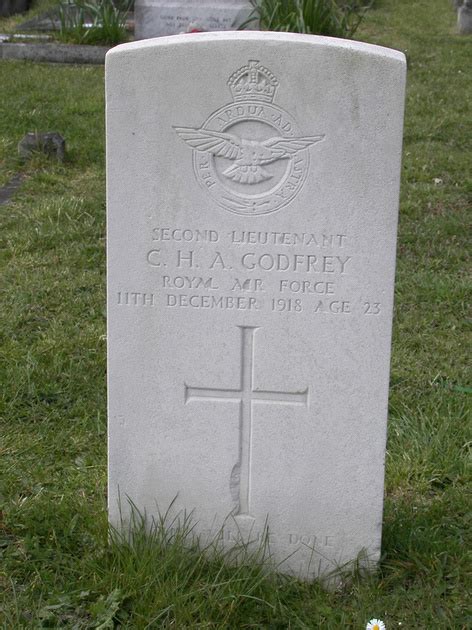 UK Photo And Social History Archive War Graves Godfrey C H A 2nd Lt