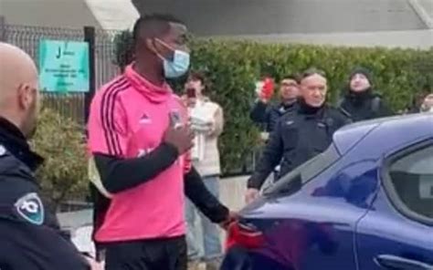 Juve Pogba Ai Tifosi Dopo L Infortunio Autografi Non Ho La Testa