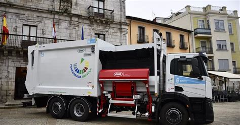 El Ayuntamiento de Ponferrada invierte 280 000 euros en un camión para