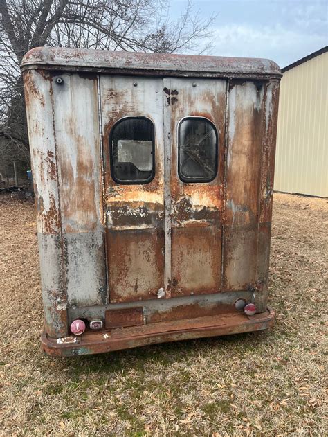 1953 Chevrolet bread truck