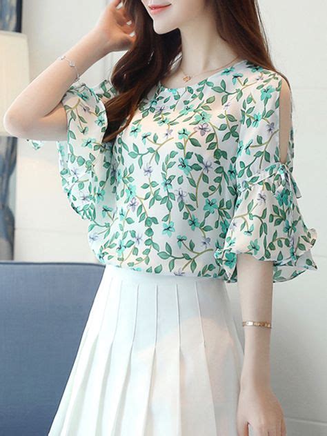 Summer Chiffon Women Open Shoulder Printed Bell Sleeve Half Sleeve