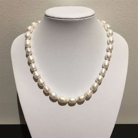 8 9mm Genuine White Cultured Freshwater Pearl Bead Necklace Necklace