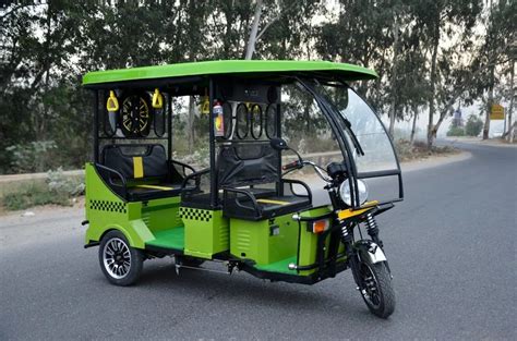 Green Three Wheeler Electric Rickshaw At Rs 62900 Battery Auto In