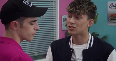 Raw Fuck At The Diner Thisvid