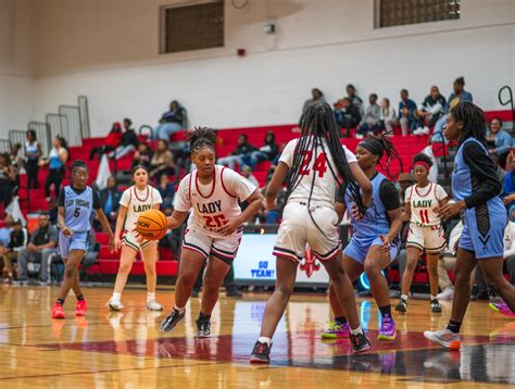 Basketball - Varsity Girls