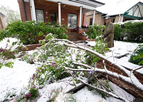 Colorado's weekend snowstorm doesn't help the wildfire threat as much ...