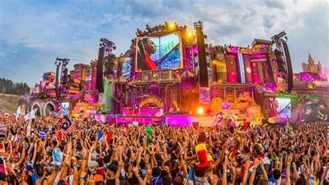 Tomorrowland 2023 Alles Wat Je Moet Weten Over Het Meest Trendy