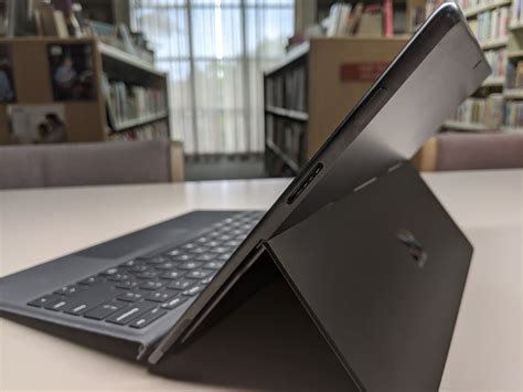 Giá Surface Pro X cũ, likenew chính hãng - Trả góp 0%