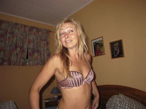 Blonde MILF Posing Porn Pictures XXX Photos Sex Images 3893564 PICTOA