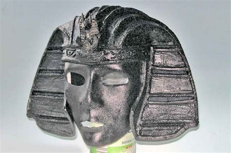 egyptian helmet