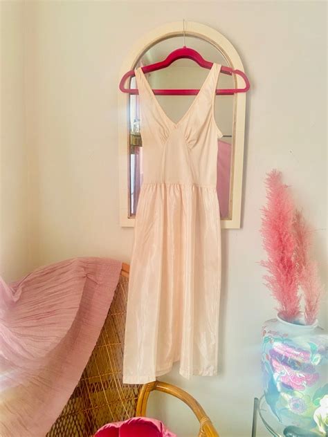 S Deep V Peachy Nude Slip Negligee Gem