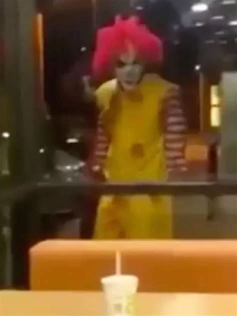 Killer Ronald Mcdonald Clown Lurks Outside Fast Food Restaurant And