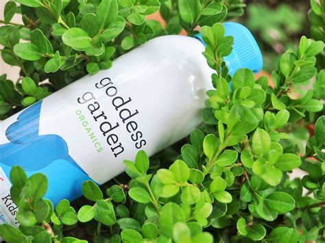 Минеральный санскрин Goddess Garden, Organics, Kids Sport, Spray, SPF 30