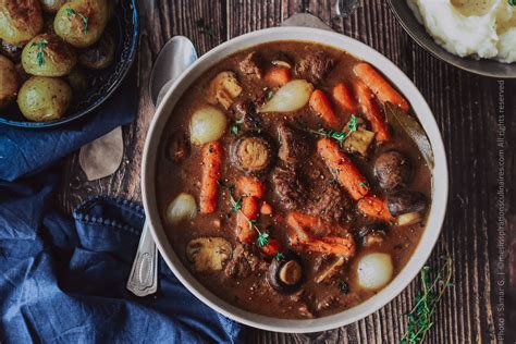 Ragoût de boeuf carottes et champignons Les Recette de A à Z