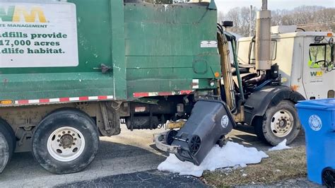 Garbage Truck Fails 2022 Youtube