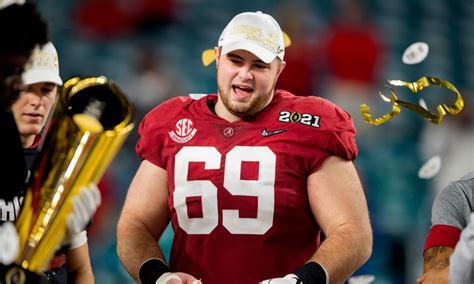 Falcons scouting profile: Alabama center Landon Dickerson