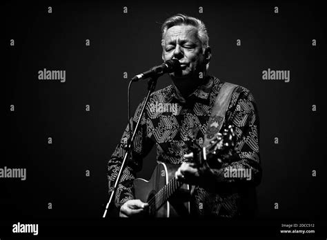 Tommy Emmanuel Live Stock Photo - Alamy