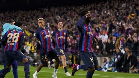 Barcelona le ganó al Real Madrid sobre la hora y dio un gran paso al