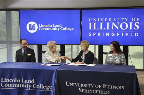 University Of Illinois System On Linkedin Uis And Llcc Enhance Transfer Admission Agreement