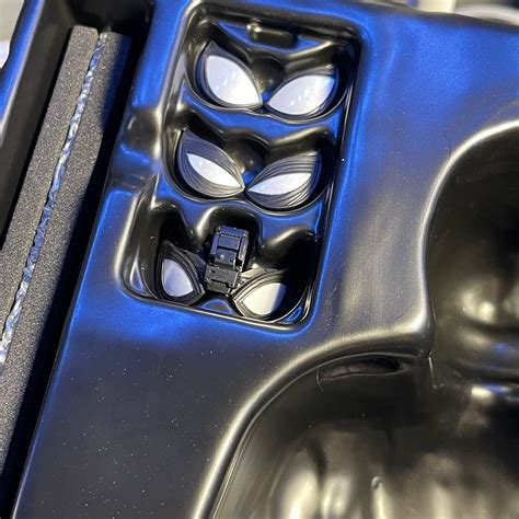 Hot Toys Explore The Spider Verse Mcu Spider Man Stealth Suit