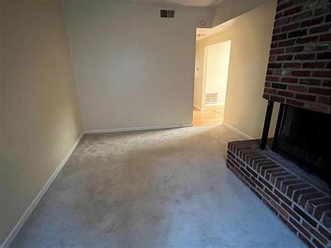 Mcpherson Ave Apt W Saint Louis Mo Mls Zillow