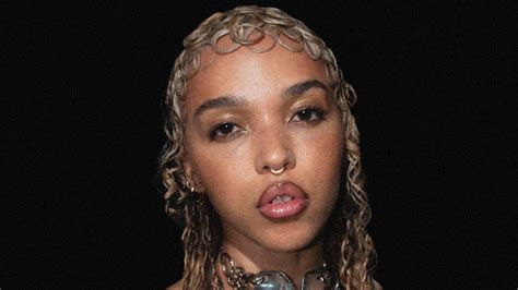 Fka Twigs Releases Caprisongs Mixtape Listen And Read The Full Credits