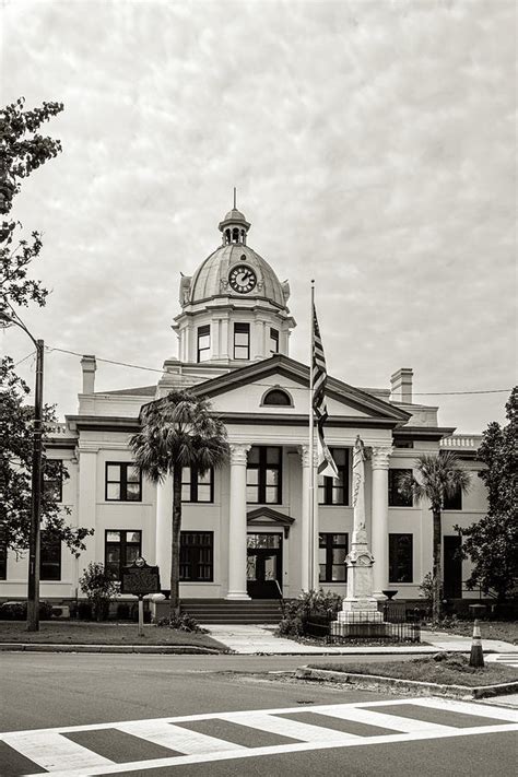 Jefferson County Courthouse, Monticello, Florida Photograph by Mark Summerfield - Fine Art America