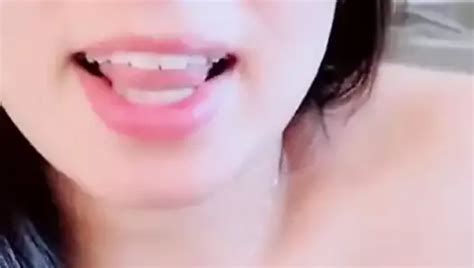 Corno Leva Amigo Pra Comer A Esposa Free Porn Xhamster Xhamster