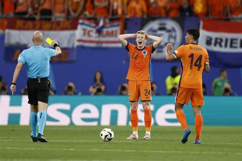 Ik Droom Wel Eens Van Dat Oranje Middenveld Soccernews Nl