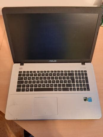 ASUS x751l