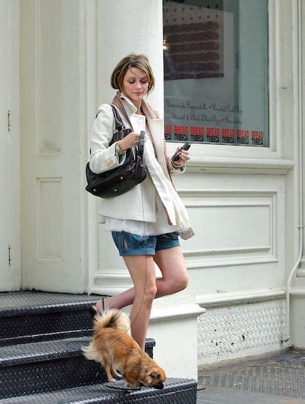 Mischa Barton Candids On Tumblr In 2024 Mischa Barton Celebrity