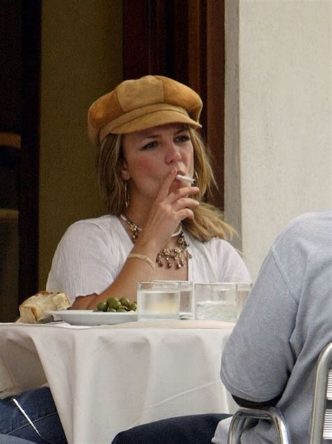 Whatever Britney Spears Smoking Celebrity Smokers Britney Spears