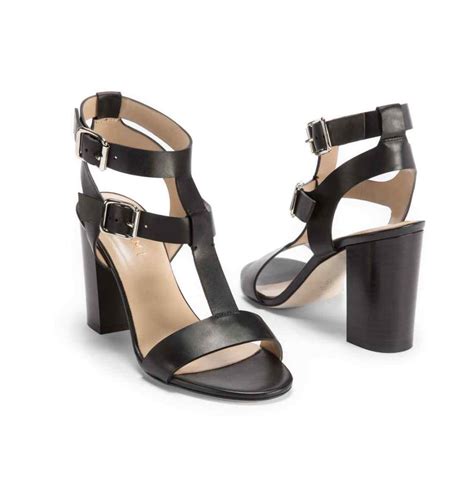 M Ch B N Ch N C C Ki U Gi Y Sandal N Hot Nh T Hi N Nay Elle Vi T Nam