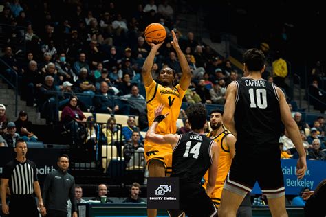 Cal freshman guard Rodney Brown Jr. enters transfer portal