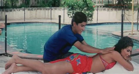 Babes Scene Payal Rohatgi In Hot Bikini