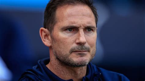 Watch Frank Lampard Throws His Chelsea Players Under The Bus Again